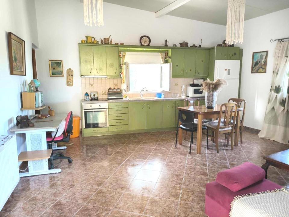 Elena'S Farm House Near Airport And Artemida Beach Exterior foto