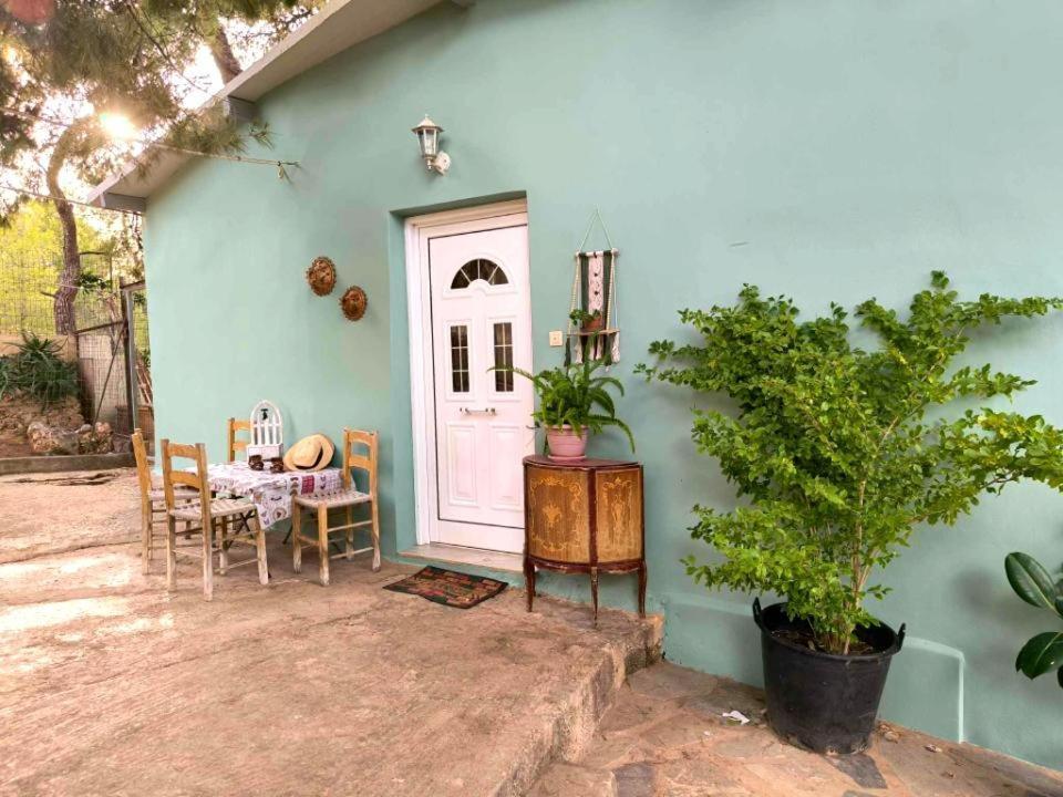Elena'S Farm House Near Airport And Artemida Beach Exterior foto